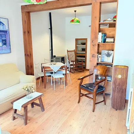 Casita En ángeles, *