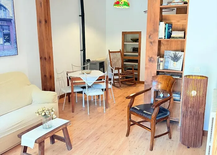 Casita En Angeles, *